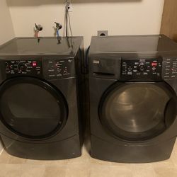 Kenmore Elite HE3 Front Load Washer & Gas Dryer Set
