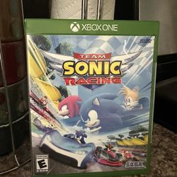 TEAM SONIC RACING ( X BOX  ONE) BRAND NEW NEVER BEEN OPENED