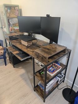 55 Inch Desk with Keyboard Tray