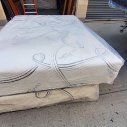 Queen Mattress Memory Foam