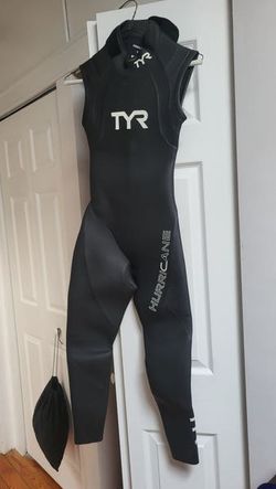 Women's Small Shorty Wetsuit