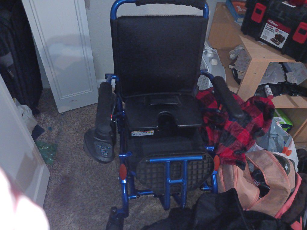 Gogo Ultra Power Wheelchair 
