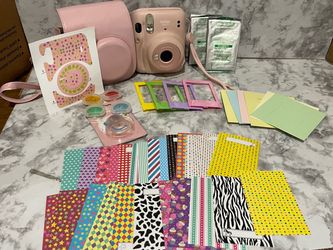 Fujifilm Instax Mini 11 Camera Bundle Pink