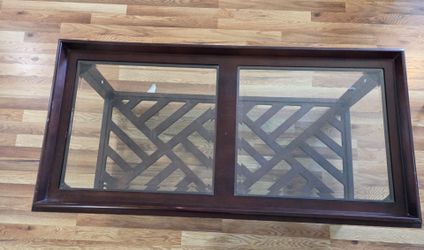 Modern Glass Top Coffee Table with Espresso Wood Frame – Excellent Condition
