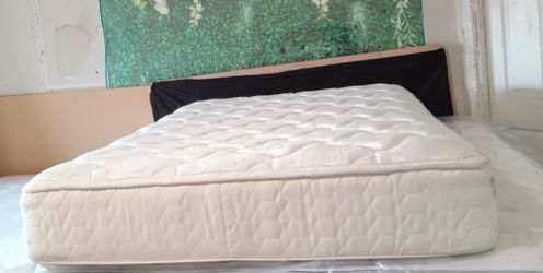 Queen Size Mattress (Colchón Queen Size)