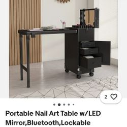 Portable Nail Table 