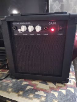 GA10 Guitar Amplifier$35 cash first comes takes it