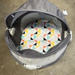 Fisher price Portable Bassinet And Play Space For Baby 