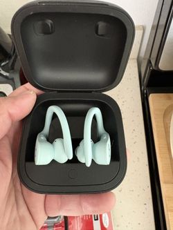 Power Beats Pro Two