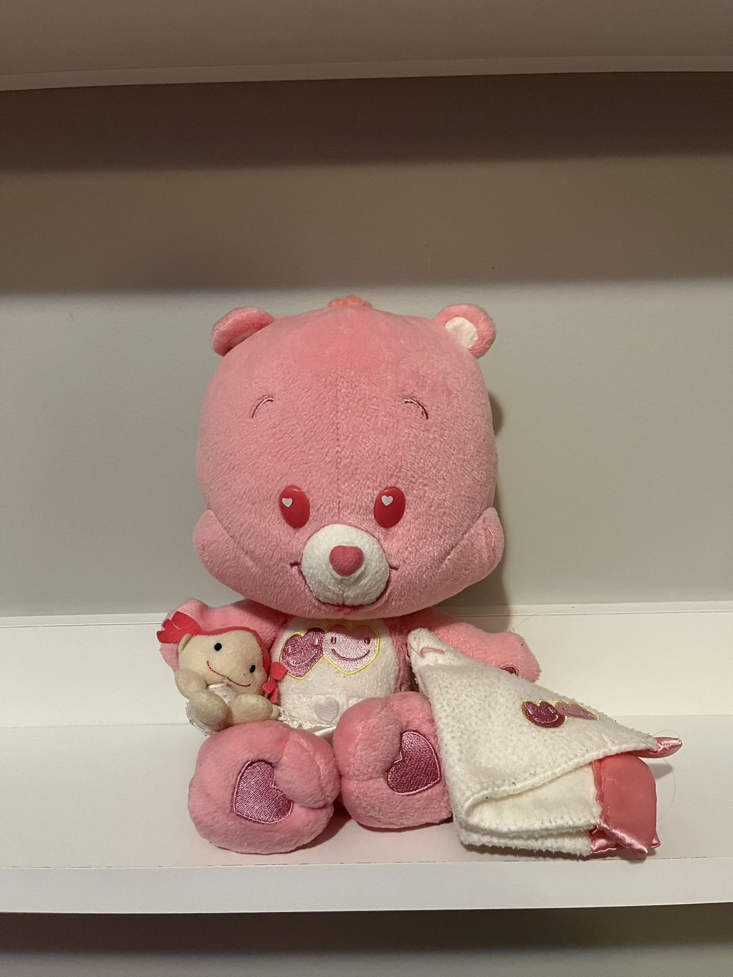 VINTAGE Care Bear Cubs Love-a-lot Cub 2004 