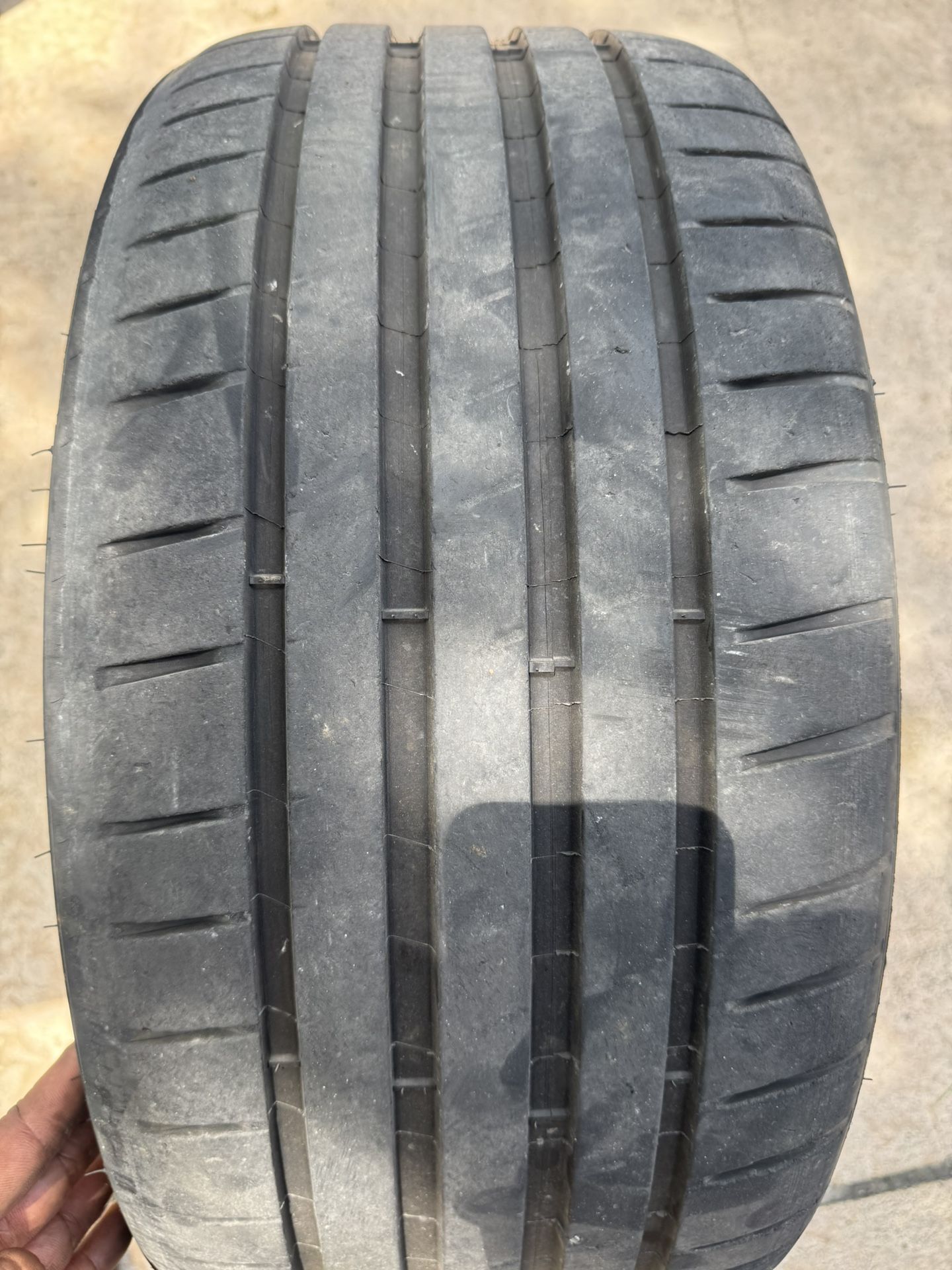 245/35/20 Michelin 4s Tire Excellent Tread 10/24 Dot Date. $80 Firm
