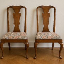 ANTIQUE CHAIRS SALE