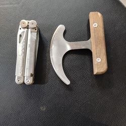 Leatherman Wave And Eskimo Skinner 