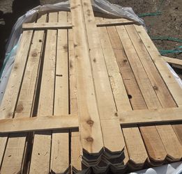 Cedar 1x4x6 Dog Ear $1 Each Must Take All For Price