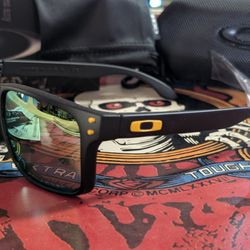 Oakley Holbrook Sunglasses 