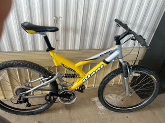 Giant Warp DS-3 Large dual suspension mountain bike