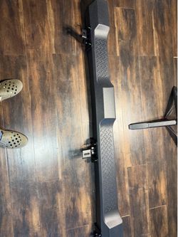 Jeep wrangler Sahara unlimited 2015 left side/driver side step bar/pad