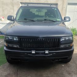 2004 Chevy Tahoe 