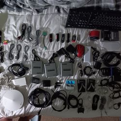 Large Assortment Of Electronics *View description*