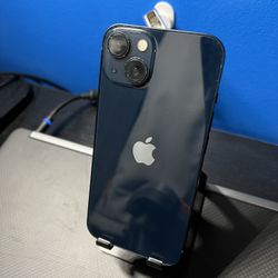 iPhone 13 256GB Unlocked - Midnight (excellent condition)