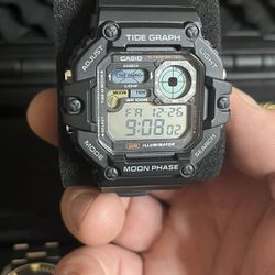 Casio Tide Graph Watch And Moon Phase