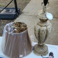 Lampara De Buro O Mesita De Centro