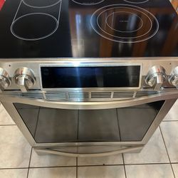 Samsung Electric Range And Oven 30”