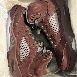 Jordan Retro 5 SE B Size 10  Men’s Burgundy 