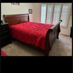 Queen Bed Frame 