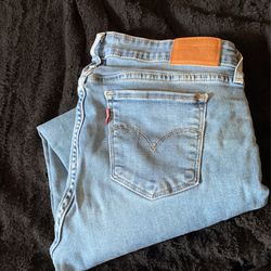 Levis 711 Skinny 28
