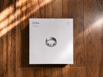 Oura Ring 4 Silver Size 11 – Brand New Sealed – Warranty
