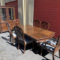 High Quality Dining Set And China Cabinet 