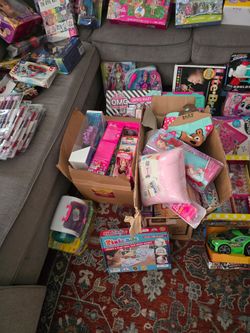 100+ brand new items in packages
