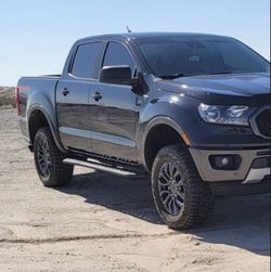 (NOT FIRM ON PRICE) Falken AT3 Wildpeak tires (255/55 R17) still has amazing tire tread