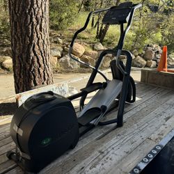 Precor Elliptical EFX 