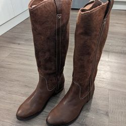 Sundance Boots (Size 8.5)