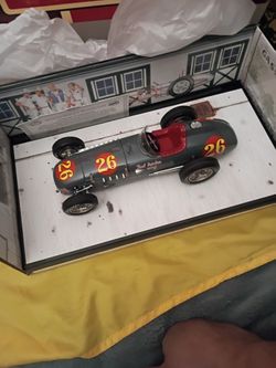 Carousel Kurtis Kraft 1952 Indy 500 #26 Bill Vukovich/Fuel Injection Special 