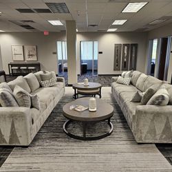 2 Extra Large Couches Circular Coffee Tables Rugs