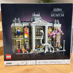 LEGO Icons Natural History Museum 10326 New Sealed