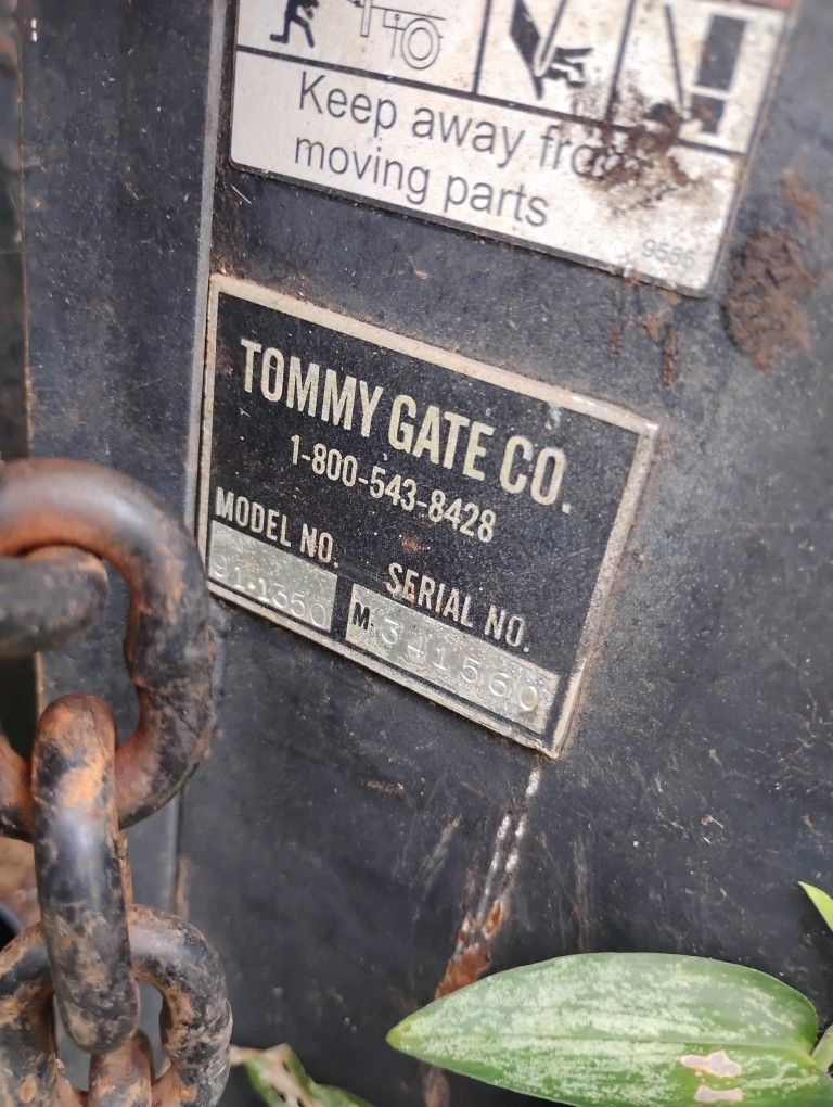 Tommy Lift Gate