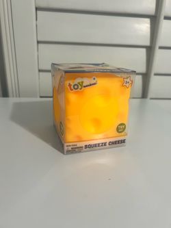 Toymendous small cheese squishy