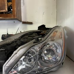 G37 Coupe Headlights