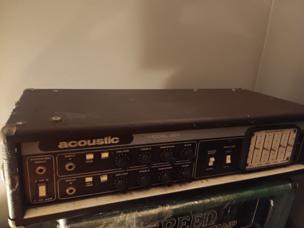 Vintage 70s Acoustic Model 320 Bass Amp Head