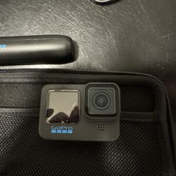 GoPro 11 New Comes With Extra Parts Water Proof Case And Stand With Three Battery With A Charger Case 