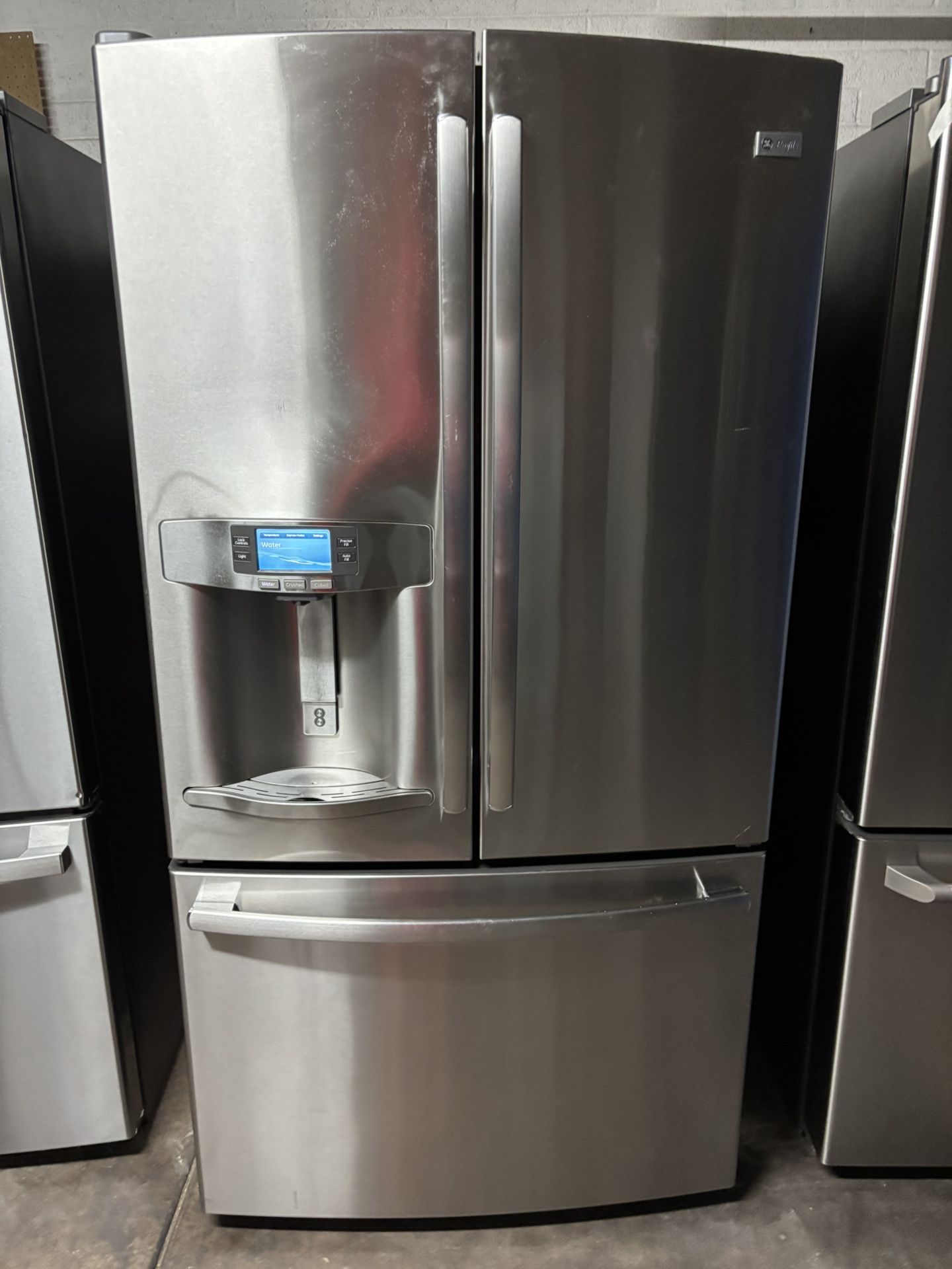 Fridges For Sale Are Plugged In Free Deliver