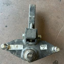 Husky Tow Hitch With Weight Distribution And Sway Control Kit