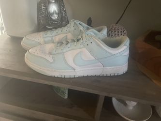 Nike Dunks Size 9’womens 