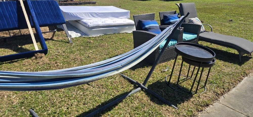 Curb Alert ! Now! Free!!! See Photos@