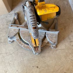 Dewalt Miter Saw 12 Inch 50$