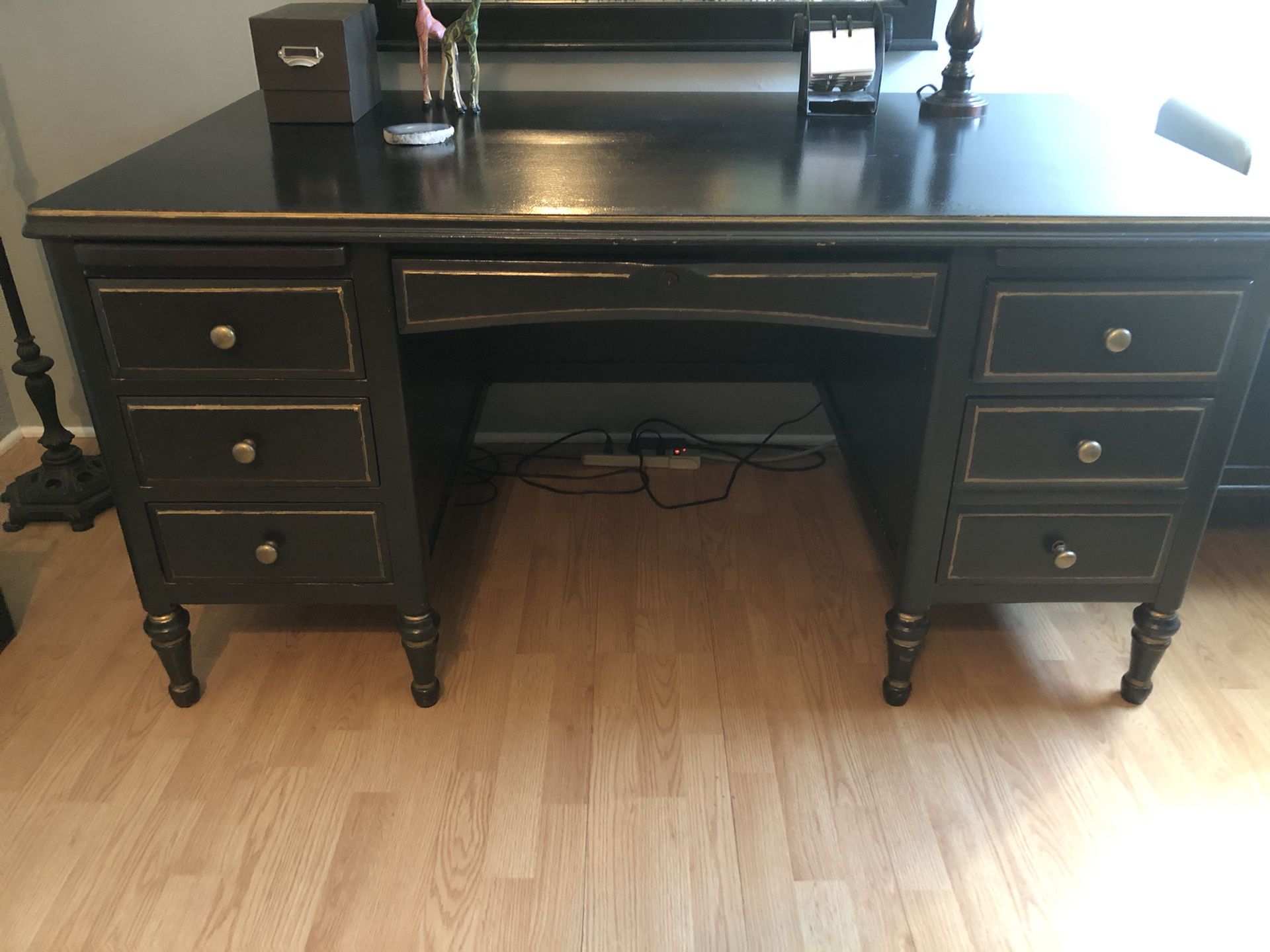 Solid Wood Desk And Chair